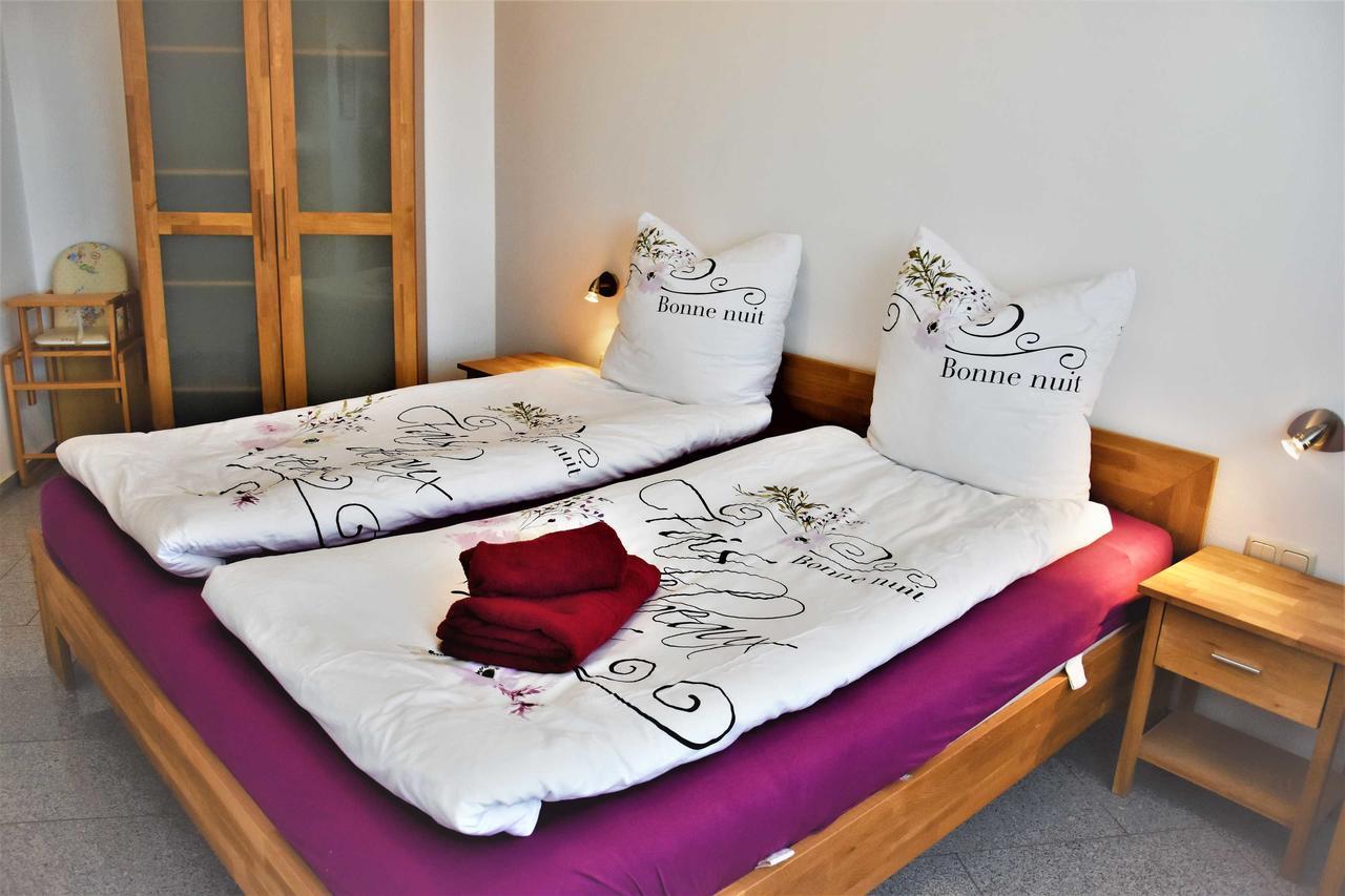 - Direkt Am Wasser Apartment